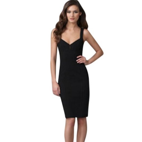 Diane Von Furstenberg Dresses & Skirts - EUC Diane Von Furstenberg Heron Cocktail Dress